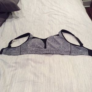 Lululemon tata tamer bra 34DD